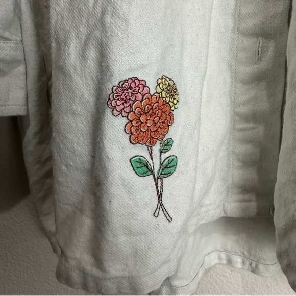 Disneyland Grow Happiness Gardening Button Up Shirt Size XXL Unisex - Picture 4 of 9